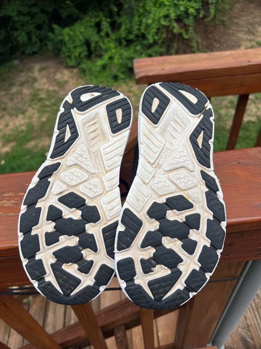 Women’s Hoka Arahi 7 Running Shoes - Picture 5 of 6